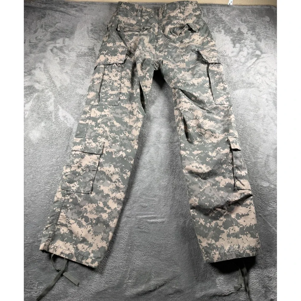 US Army ACU UCP Digital Camo Combat Cargo Pants Large Regular Military Issue